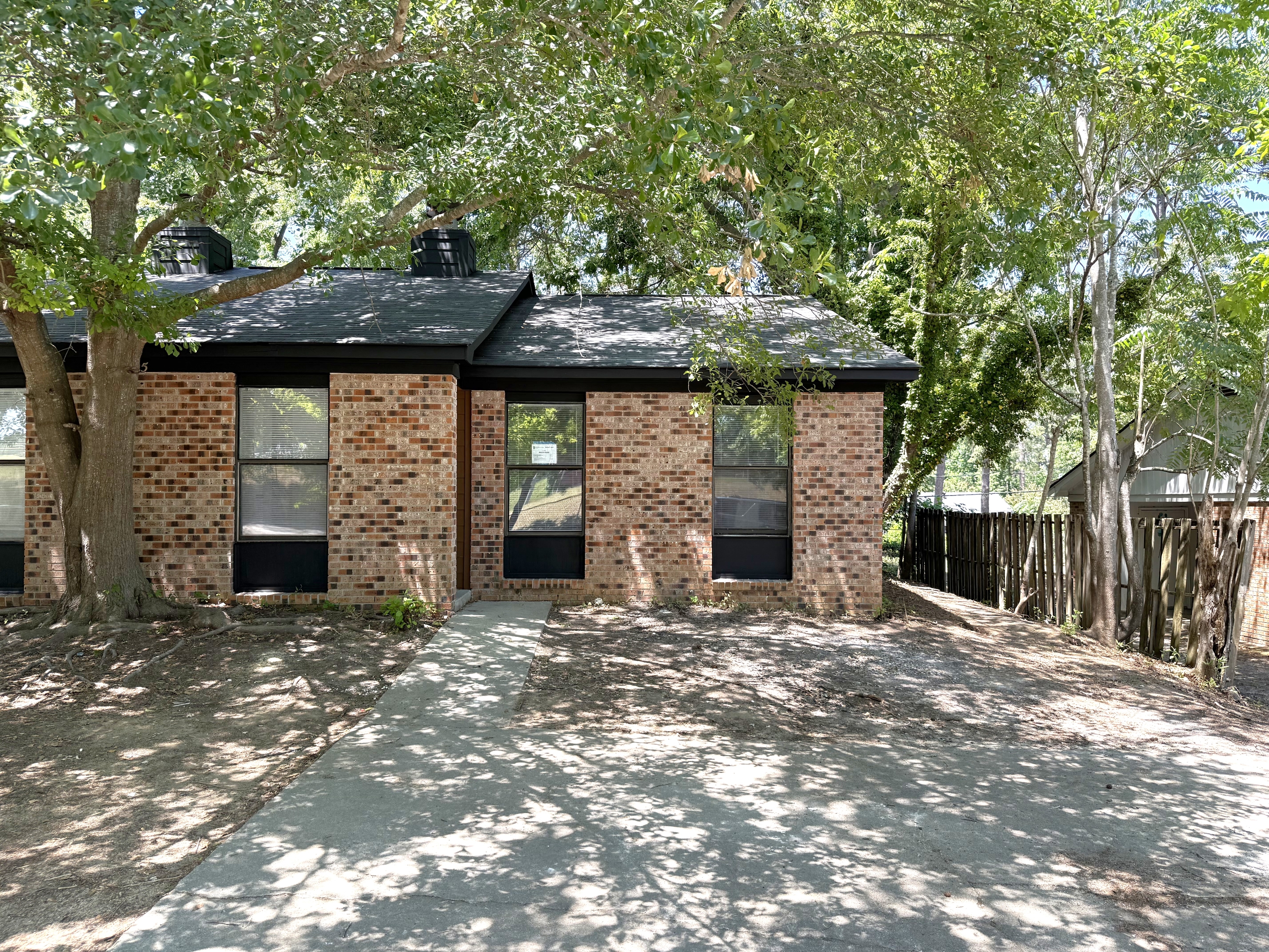 1725 Kathleen Drive - B